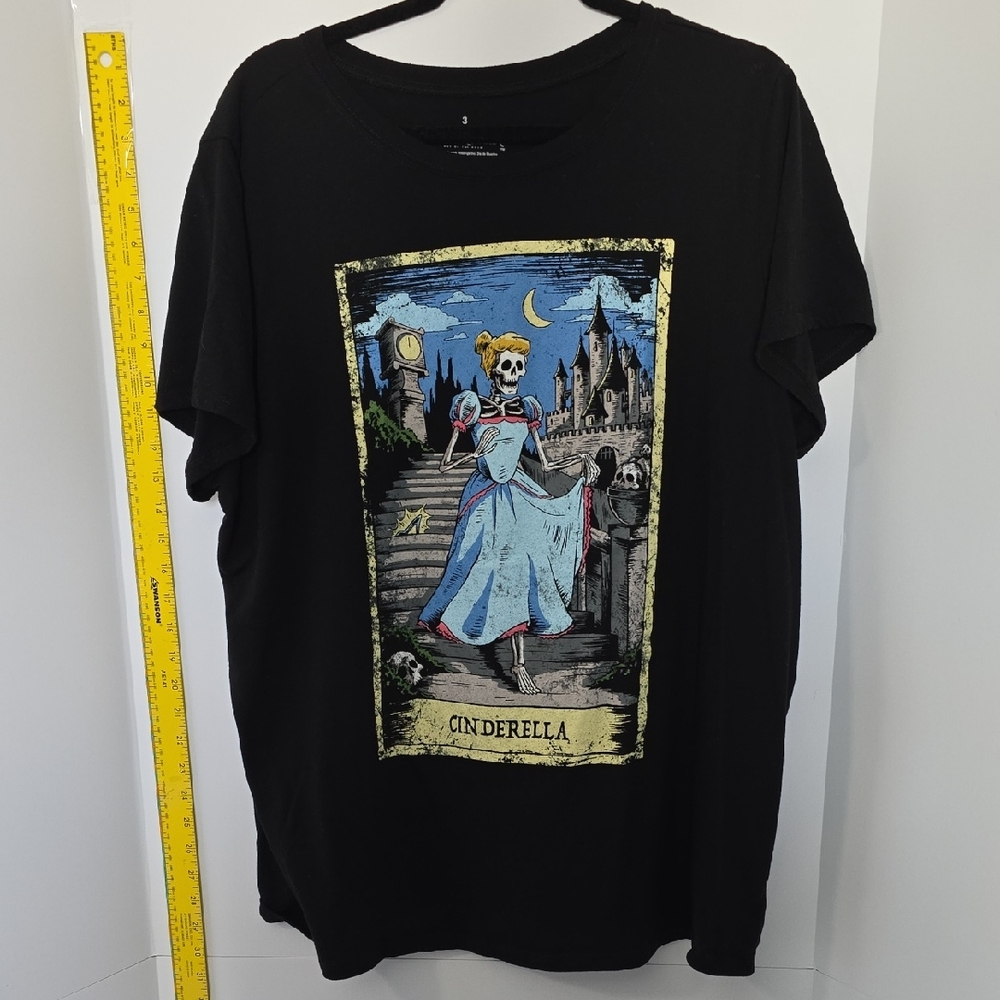 Cinderella Dia de Muertos Black Tee